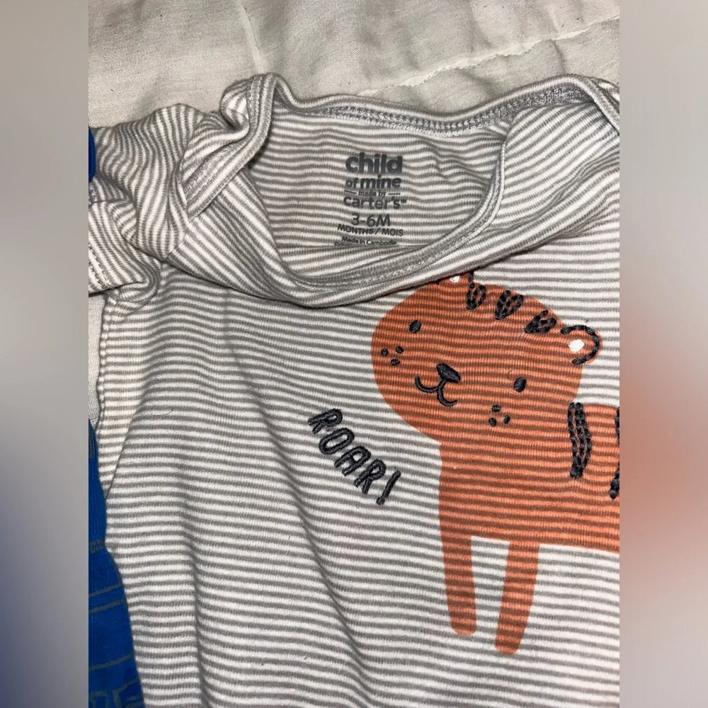 Gently worn boys clothes. - Picture 11 of 14